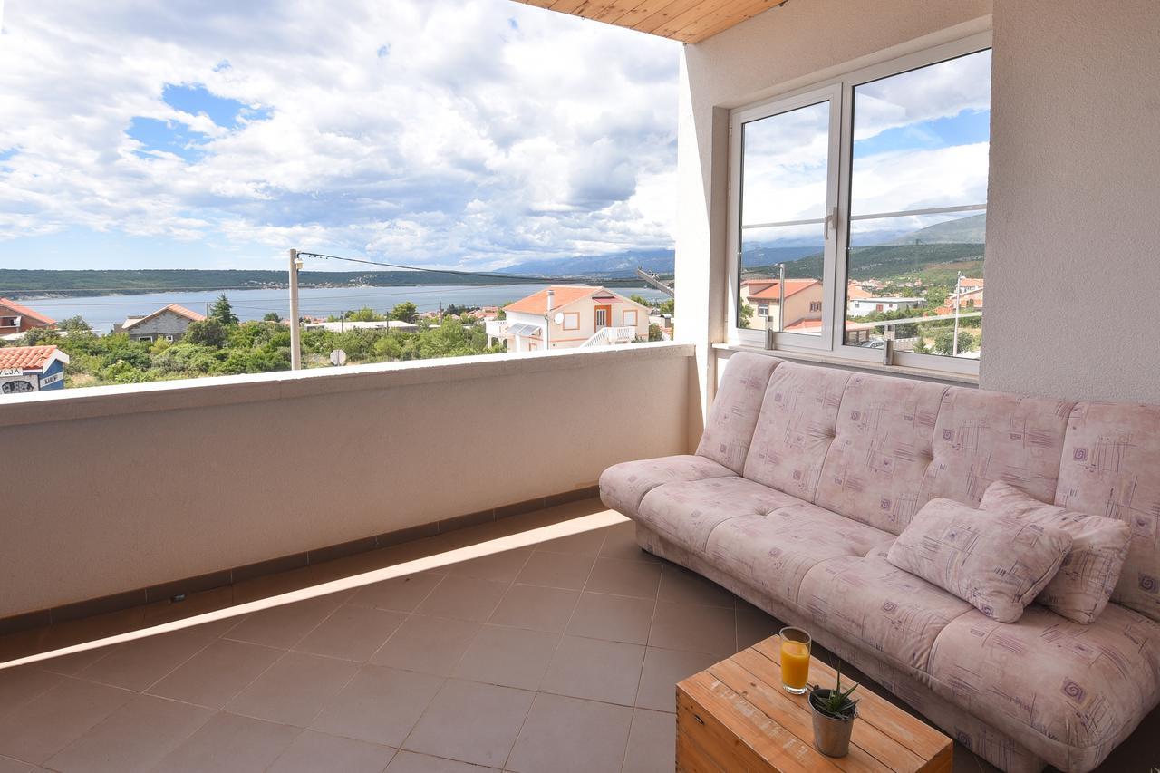 Apartment Larisa Gornji Karin Luaran gambar